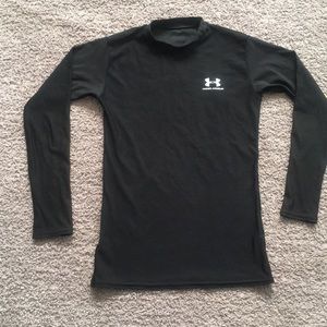 Under armour shirt likra